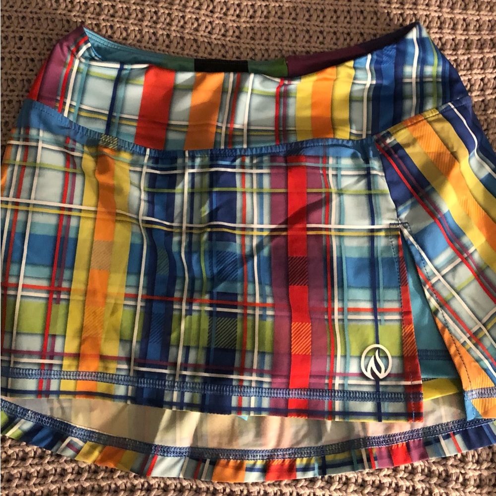 Ink Burn Pickleball skirt skirt bright darling multicolored.Size 00